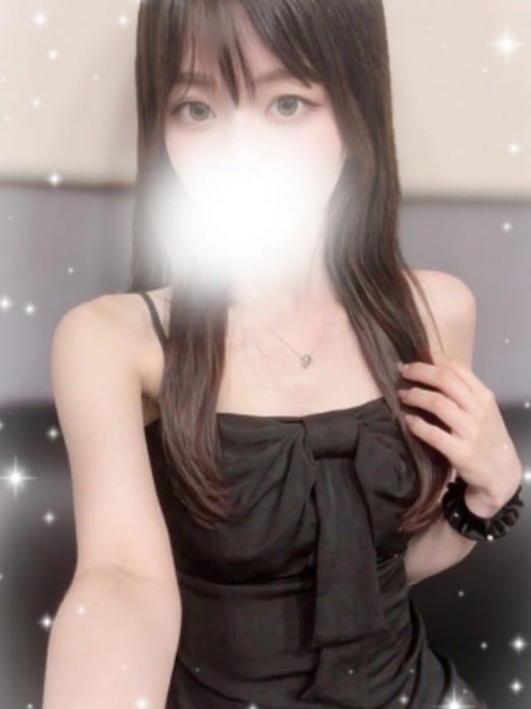 葉月 なな