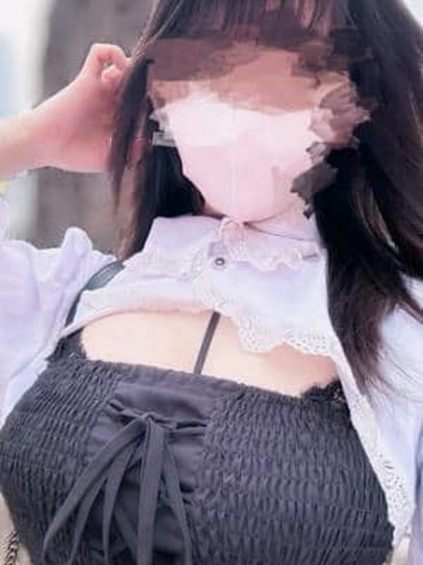 なこ|emirioで評判の女の子