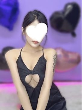 にな|VIOLETSPA(ヴィオレスパ)で評判の女の子