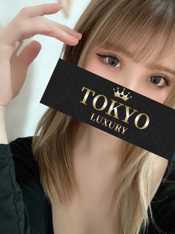 白雪|東京LUXURYで評判の女の子