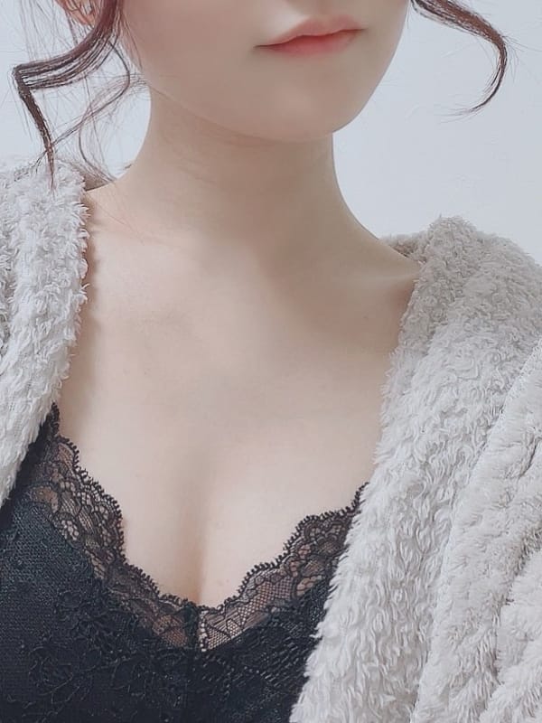 汐見なぎ|Flamingo-フラミンゴ-で評判の女の子