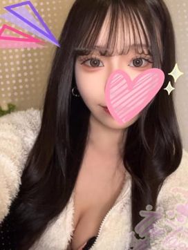 白雪 あい|新宿 PHAMU パムで評判の女の子