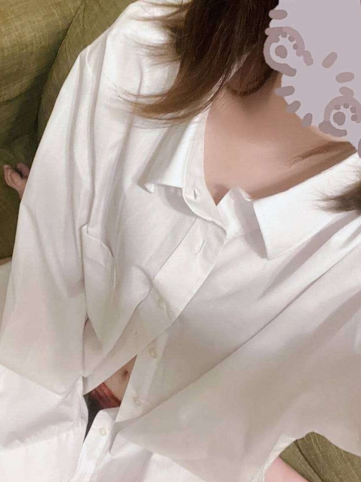 激かわ♡柚々〜ゆゆ(Confidence〜コンフィデンス)のプロフ写真3枚目