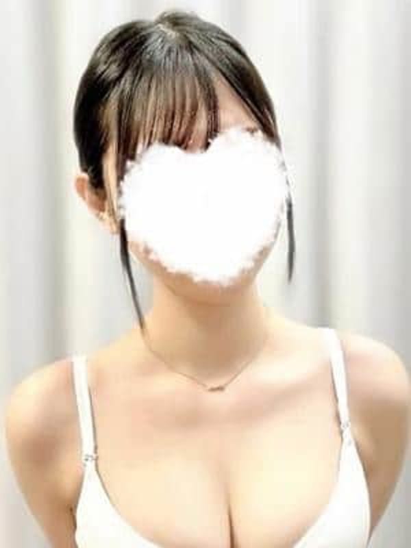 葉山 あかり|MoMo Spa モモスパでおすすめの女の子