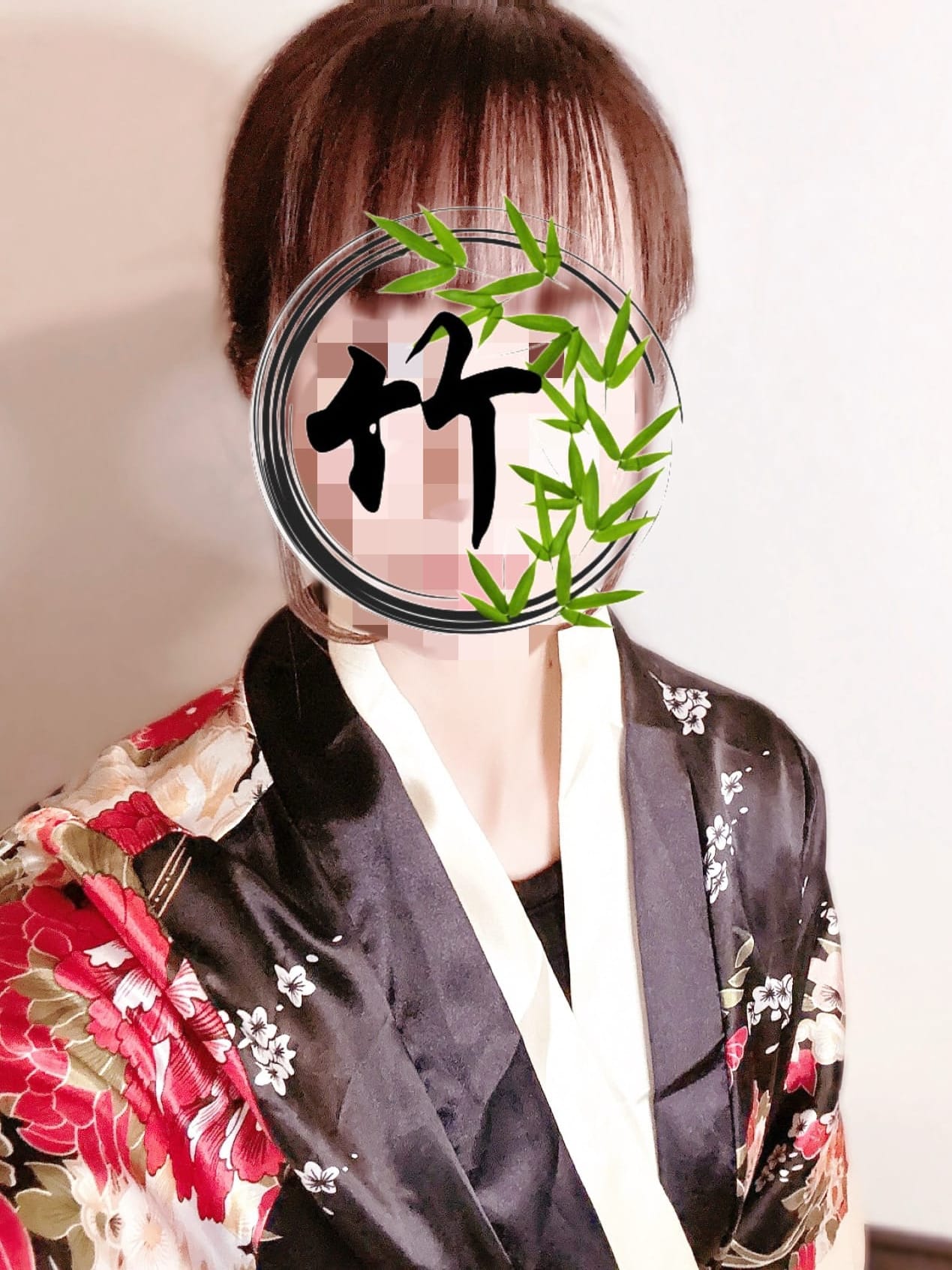 雫(シズク)