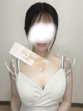 青山 こころ|Un jour(アンジュール)で評判の女の子