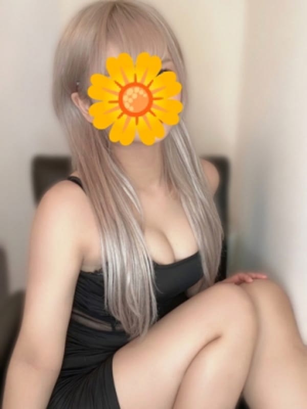 西山りか|Tiger Eye～タイガーアイでおすすめの女の子