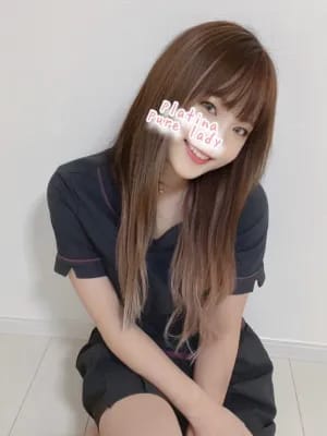 葉月ゆあ