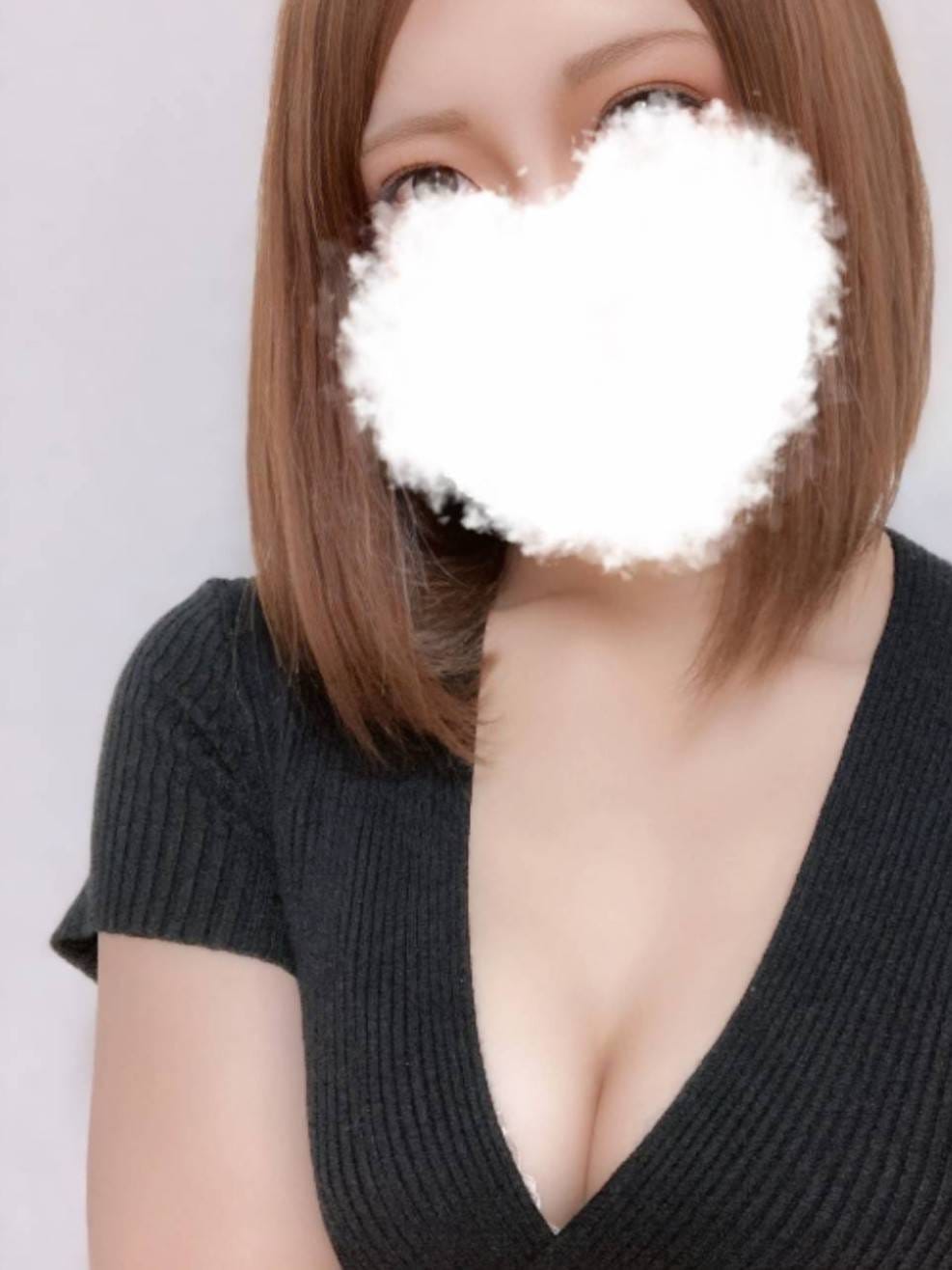 桃谷あずさ