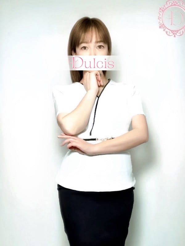 綾城しずか|Dulcis ダルシスで評判の女の子