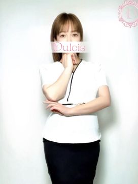 綾城しずか|Dulcis ダルシスで評判の女の子