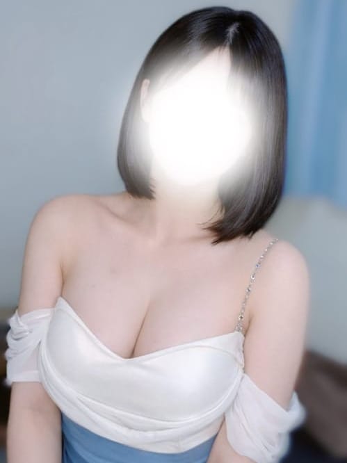 夏野めぐみ