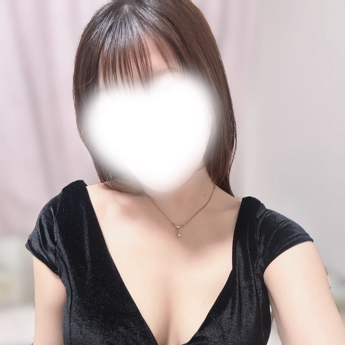  ❤️可愛さ溢れて視線を奪う小悪魔少女❤️ねねセラピスト出勤❣|リヴェールスパ