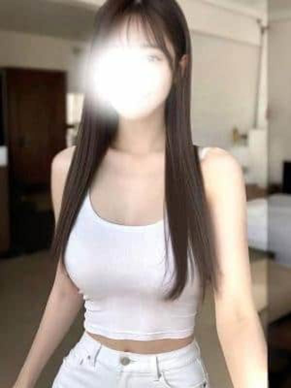 ひな|Selection Shibuyaで評判の女の子