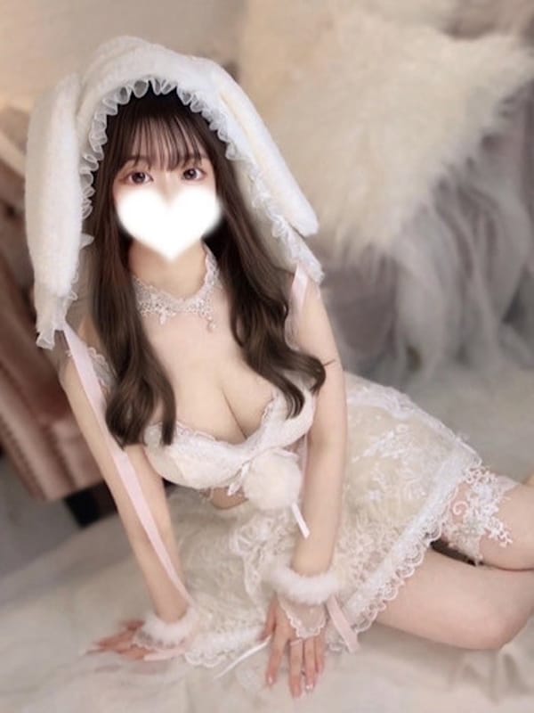 三谷あずさ