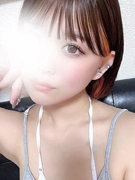 柚月はな|ささやきで評判の女の子