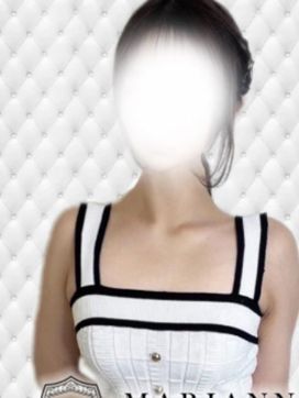 白谷あや|MARIANNE OSAKA(マリアンヌ大阪)で評判の女の子