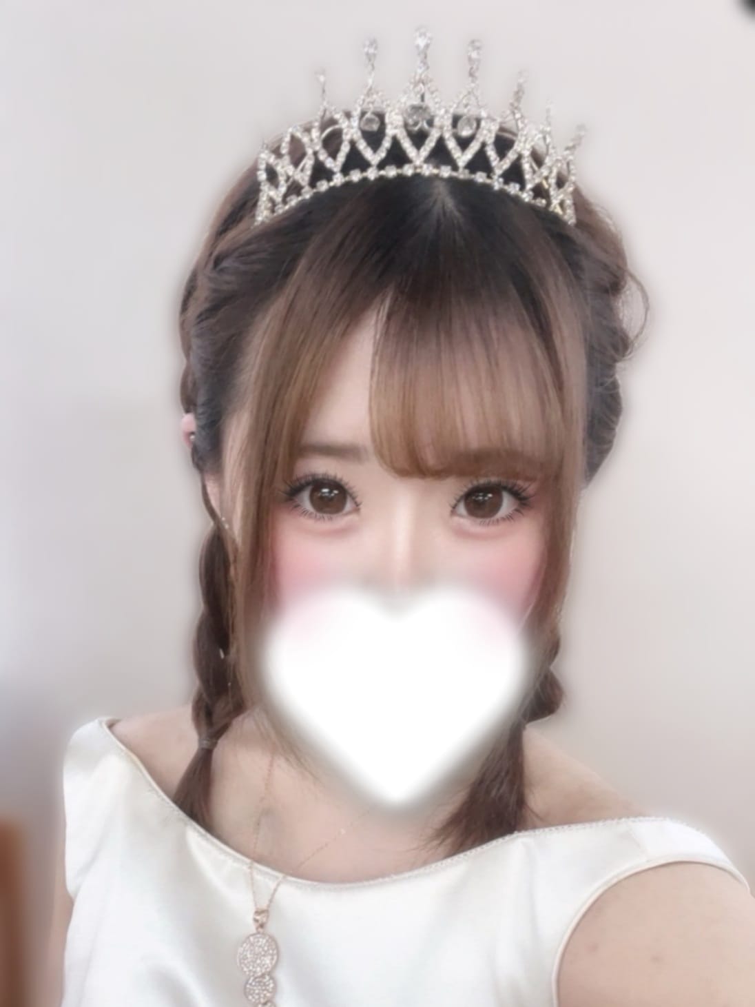 ももあ