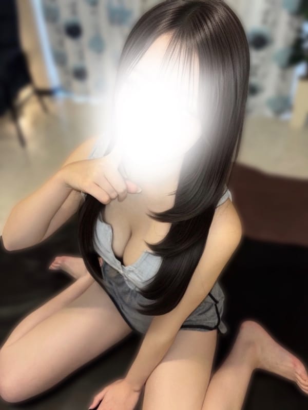 小松 なるみ