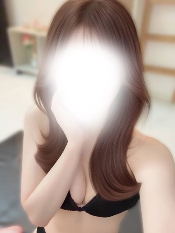 一色 ななせ