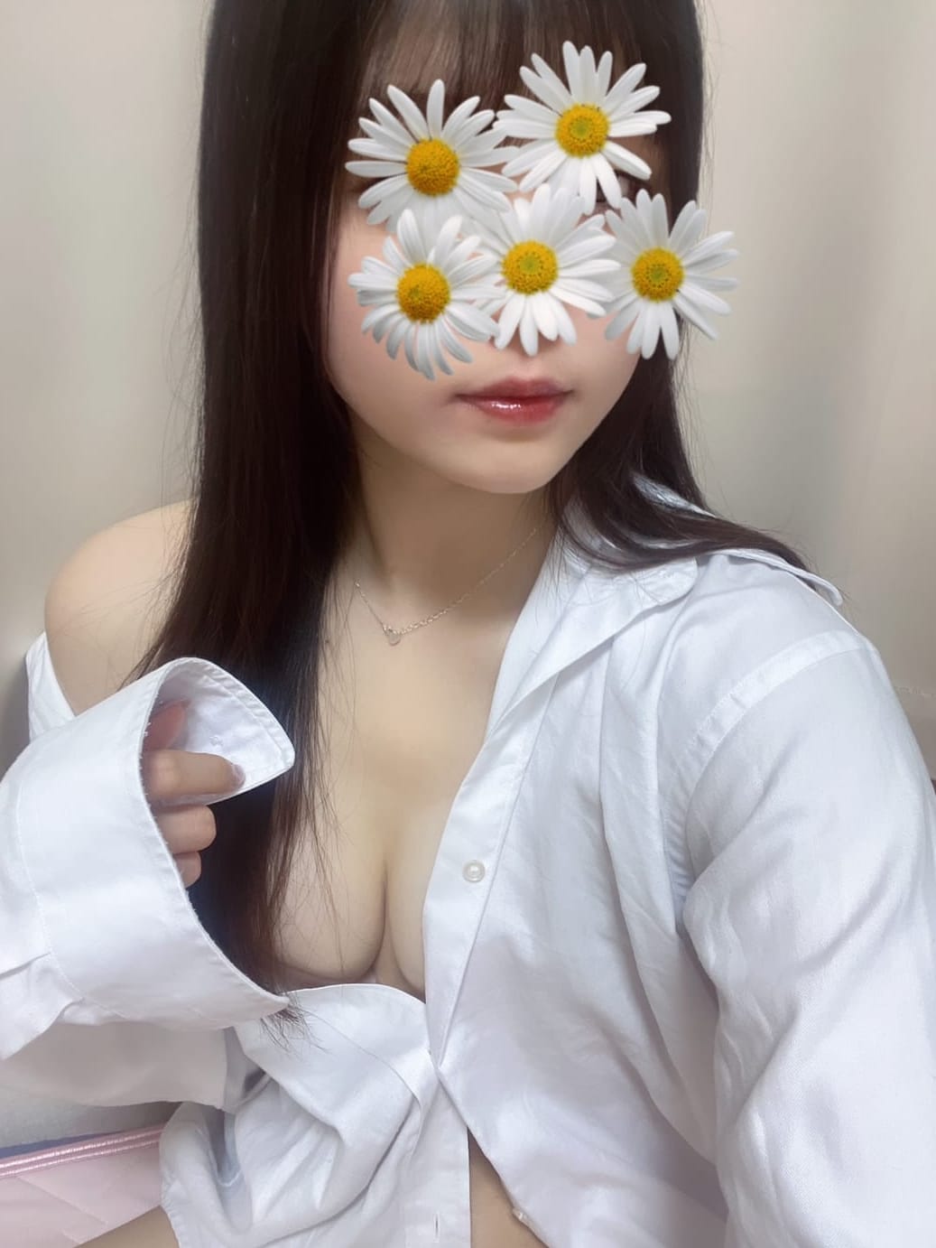 七瀬ゆずは