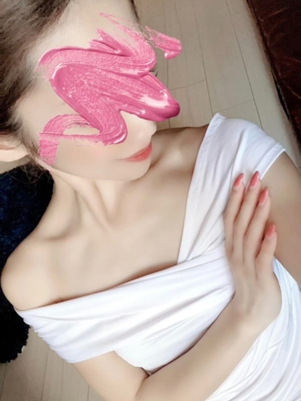 ひな|ワイフスパ「2度ご堪能いただけます」でおすすめの女の子
