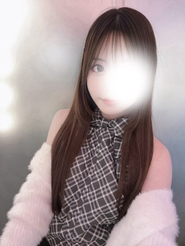 美波ましろ