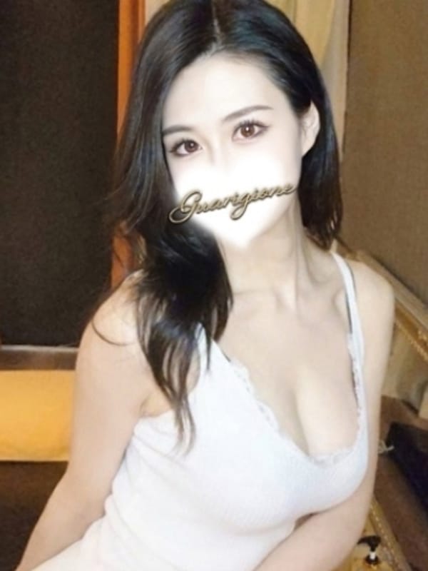 花音　すずか|Guarigione新宿（グアリジョーネ）で評判の女の子