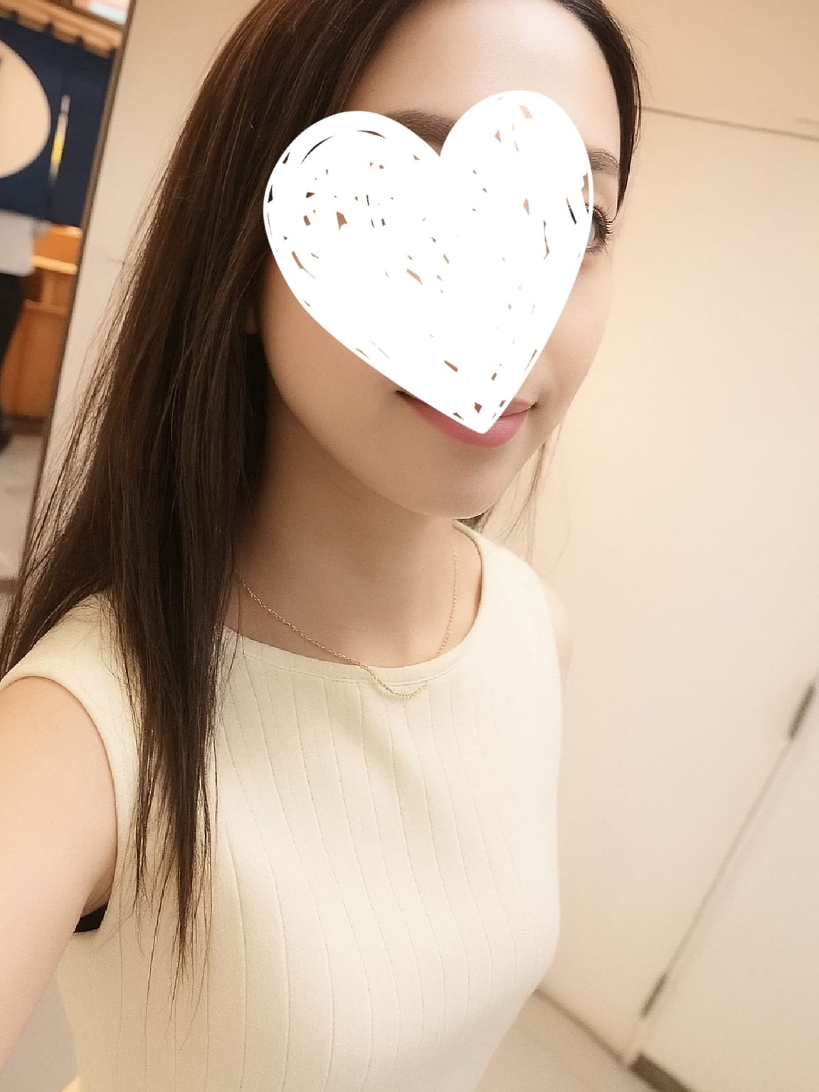 月|Claudiaでおすすめの女の子