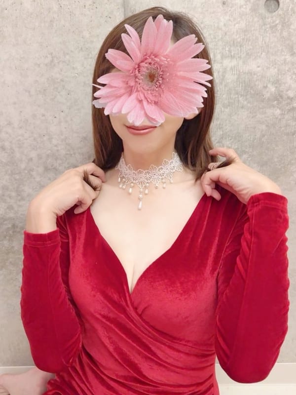 れいら|赤まむしで評判の女の子