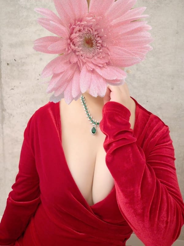 たお|赤まむしで評判の女の子