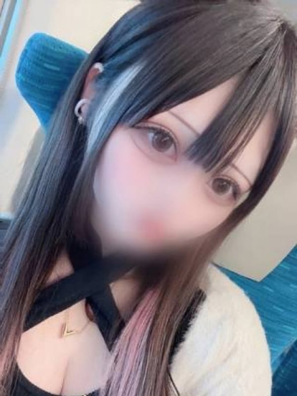 まな|ロイヤル クラスでおすすめの女の子