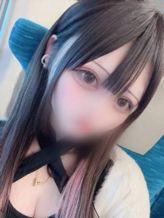 まな|ロイヤル クラスでおすすめの女の子