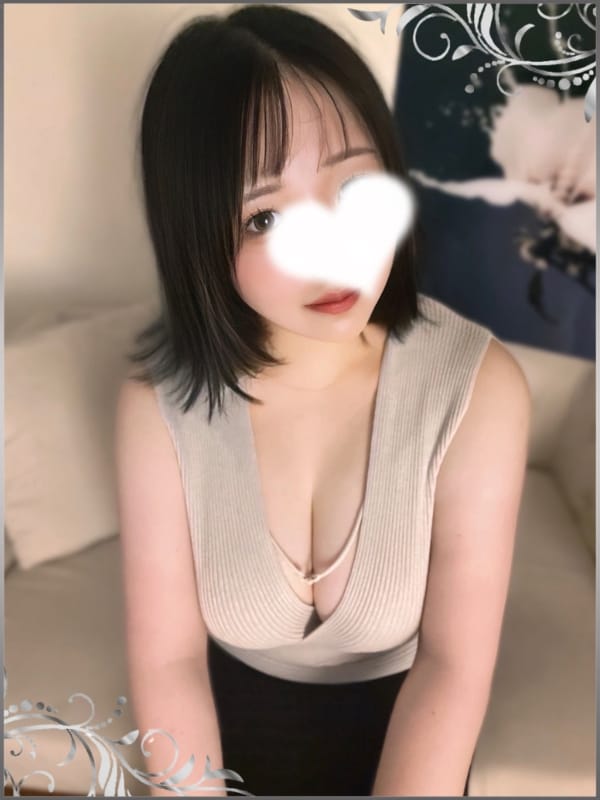 叶ゆみ