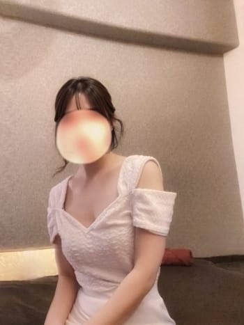 Hanamoto Rina