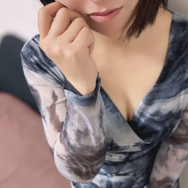 吉岡　はる【殿方に寄り添う“癒し】 | かりそめ(本町・堺筋本町)