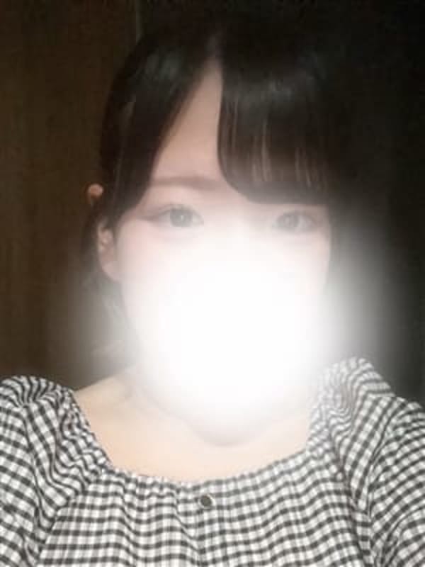 もも【綺麗可愛】|LAÉSSE：ラエッセで評判の女の子