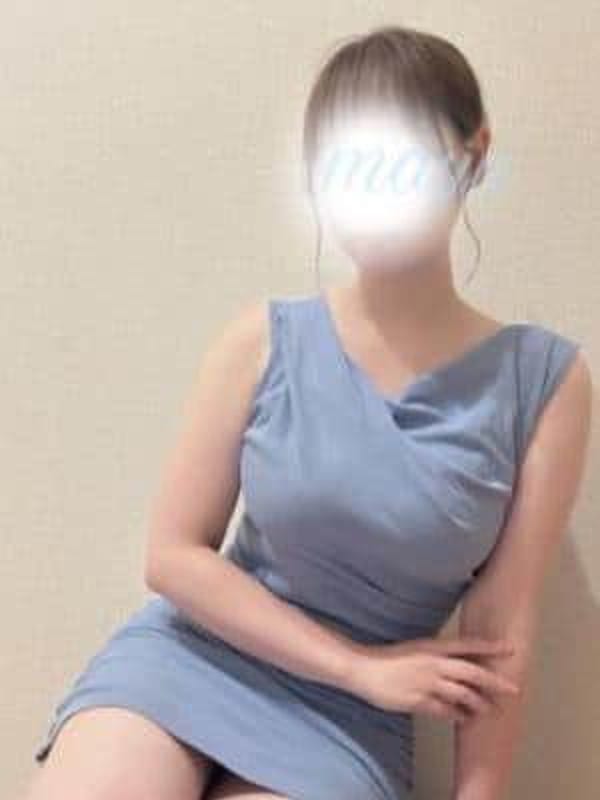 まゆ|ミセスロマンでおすすめの女の子
