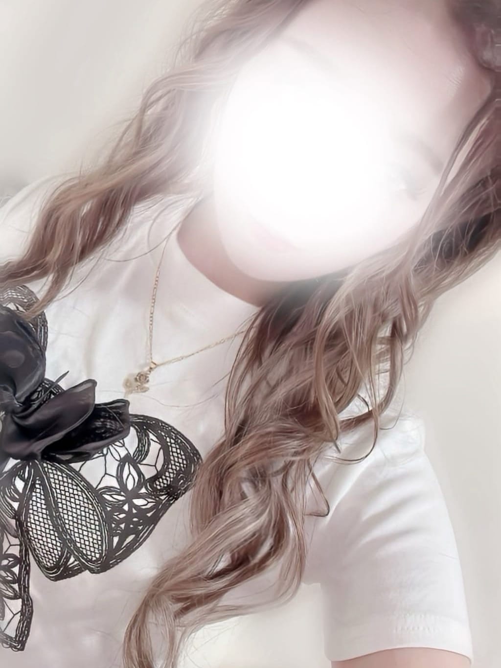 りりか|ー玉葉-タイ伝統の奥義ーで評判の女の子