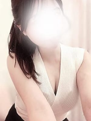 清水ちさと|BEYOND(ビヨンド)で評判の女の子