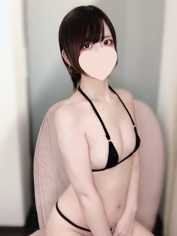 りね|ANESSA大阪で評判の女の子