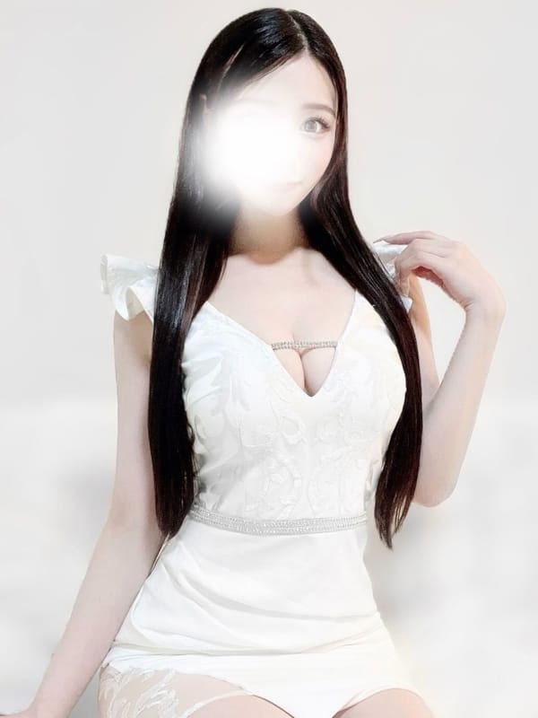 冬月りん|Felizで評判の女の子