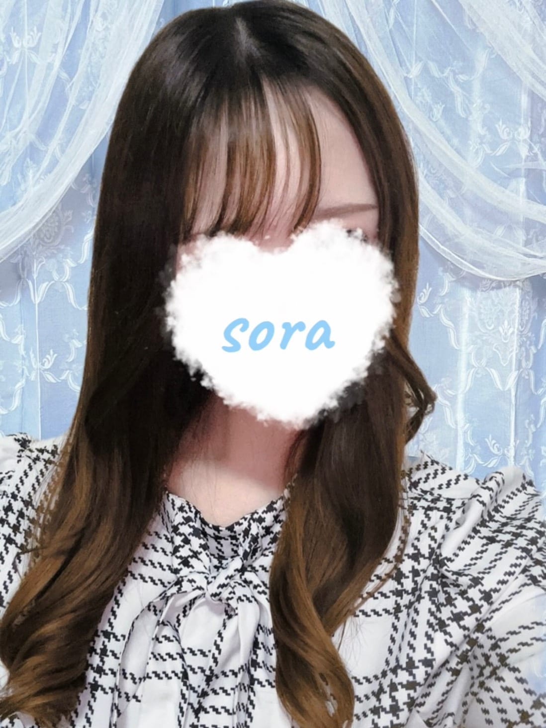 そら【おっとり可愛い癒し姫】