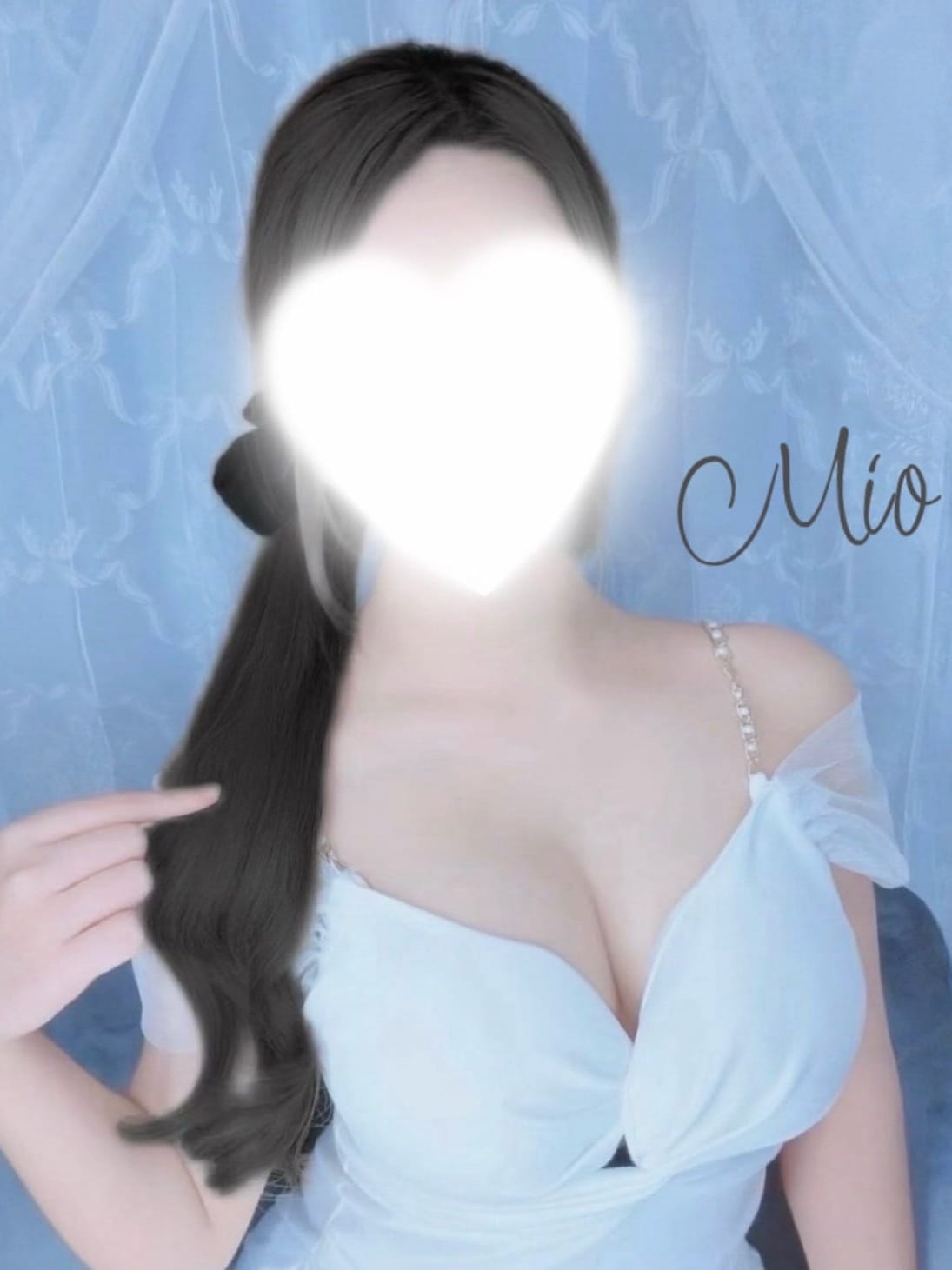 みお【距離ゼロ甘え系天使】