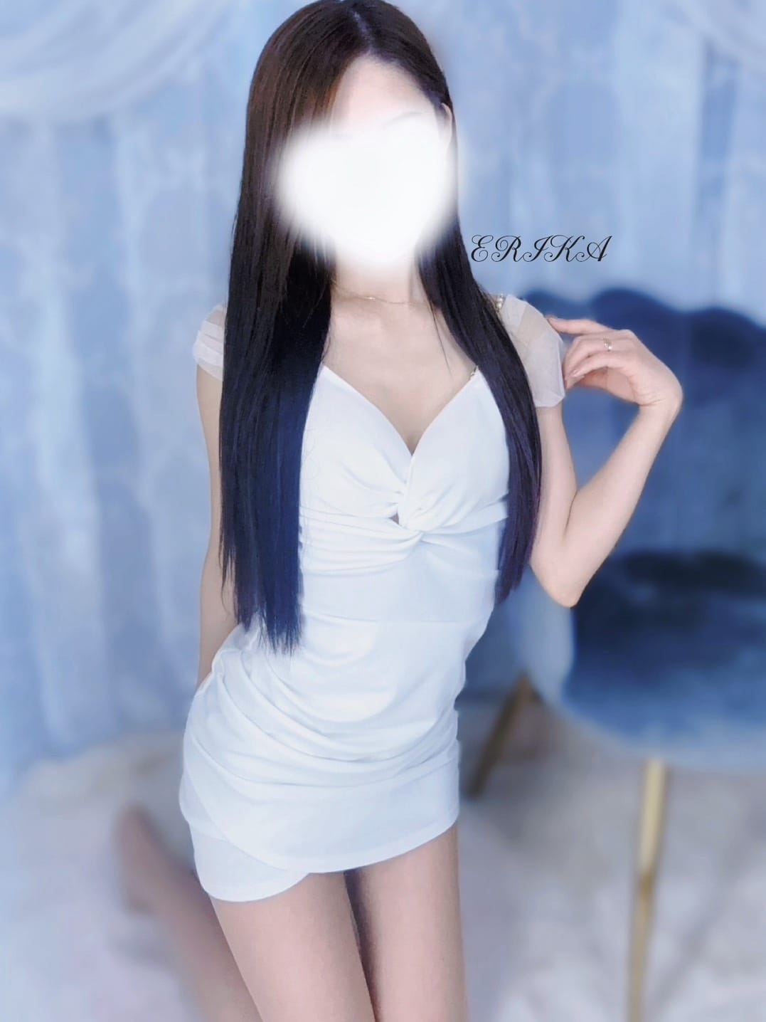 エリカ【透明感あふれる清楚女子】