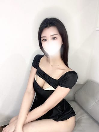 如月 みれい