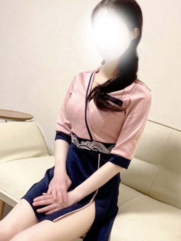 三上かなえ|VINOSでおすすめの女の子