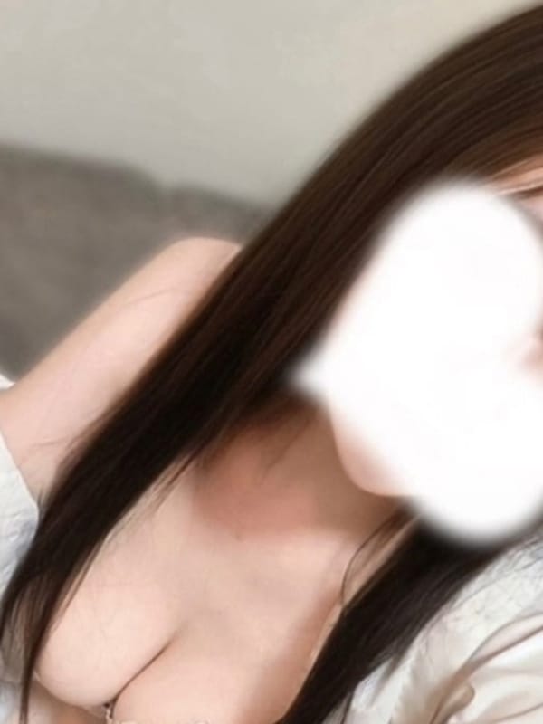 なお|アデージョで評判の女の子