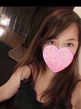 さな|PILLOW TALKで評判の女の子