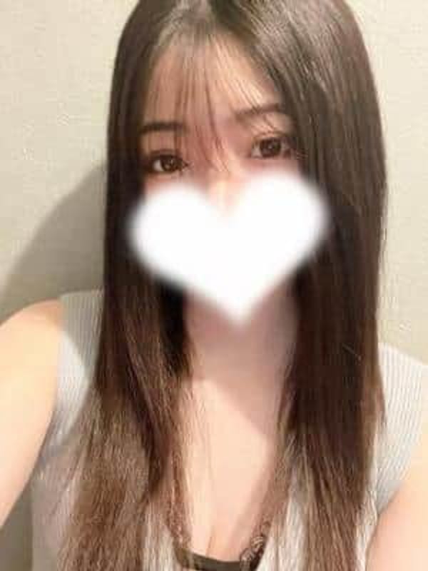 りな|ラプソディースパでおすすめの女の子